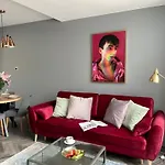 Oomph Deluxe Ruska Wrocław