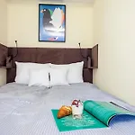 Oomph Deluxe Ruska Apartament