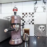 Oomph Deluxe Ruska Wrocław