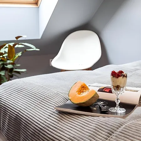 Oomph Deluxe Ruska Apartament