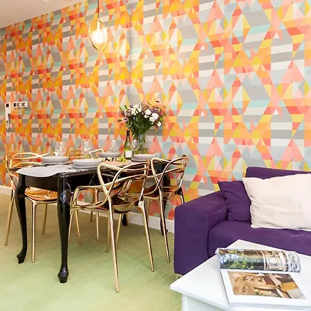 Apartment Oomph Deluxe Ruska